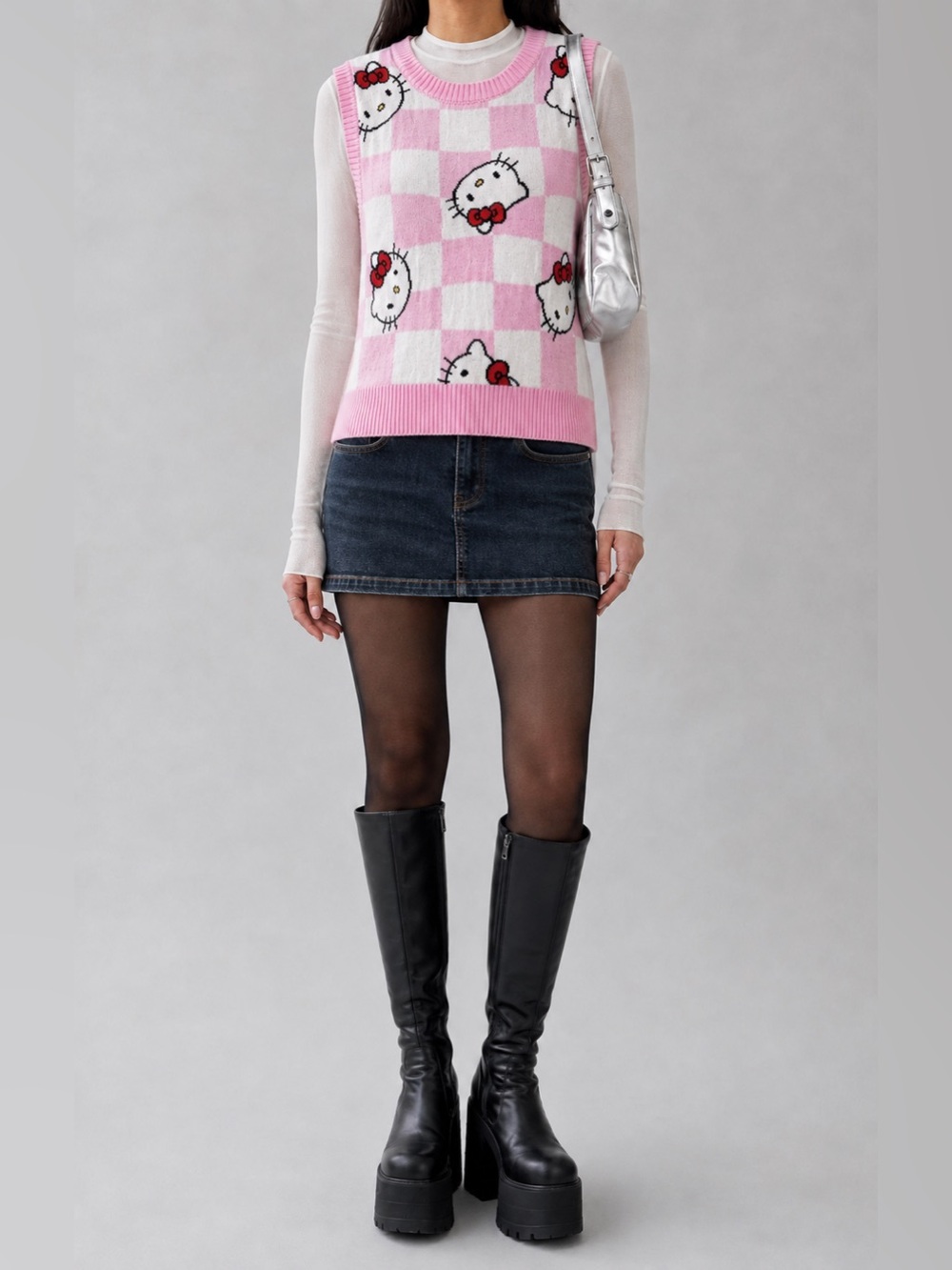 Hello Kitty Pink Checkered Knit Sweater Vest Size Small Sanrio